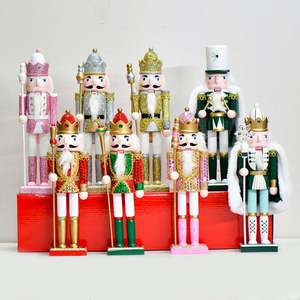 Figura Decorativa de Soldado Cascanueces de Madera de 12 Pulgadas, Pintada a Mano, para Decoración Navideña, Regalos y Adornos para el Hogar - Product Image 2