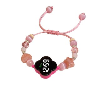 Nouvelle Montre Femme Luxe Simple 2026, Montre Digitale LED en Forme de Nuage, Bracelet Perlé, Bracelet Réglable, Affichage, Cadeau, Bijou - Product Image 4