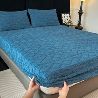 Drap-housse en flanelle chaud et doux, housse de matelas antidérapante, drap de lit anti-acariens pour chambre d'hiver et hôtel