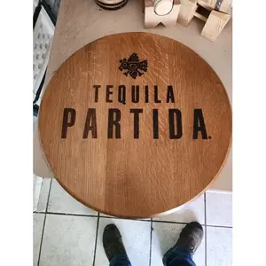 Tapa Decorativa Rústica Circular de Madera de Alta Calidad Hecha a Mano para Mesa de Hogar, Estilo Jack Daniel's the Barrel House - Product Image 2