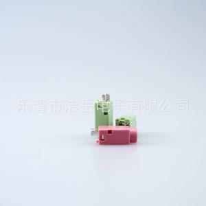 Conector de Teléfono de 3.5mm PJ-359-3P, 3 Pines, Conexión Vertical Recta, Rosado, Verde, Negro, Audio y Video - Product Image 1