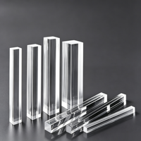 Barre carrée en acrylique PMMA extrudé transparent coloré, vente en gros d'usine, barre coulée sur mesure pour la décoration lumineuse LED