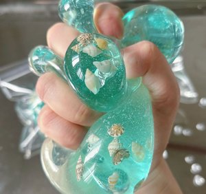 Nueva Pelota Antiestrés de Concha Marina Azul de 6cm Hecha a Mano, Juguete de Pelota Blanda TPR para Niños y Adultos, Regalo Creativo para Aliviar el Estrés y Momentos de Relajación - Product Image 2