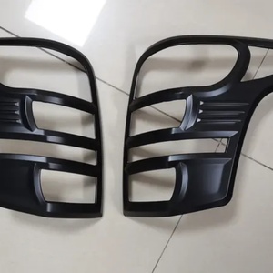 Cubierta de Luz Trasera Personalizada para Automóvil, Accesorios para Automóviles, Cubierta de Luz Trasera Negra para Mitsubishi Triton 2014 - Product Image 2