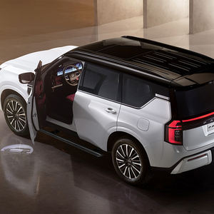 Marchepied latéral automatique électrique pour Nissan Patrol Y63 2025 - Product Image 2