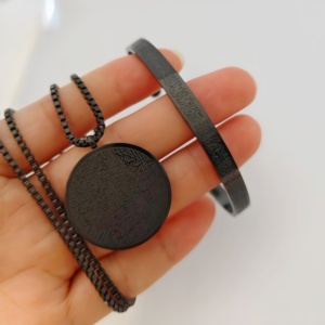 <span class=keywords><strong>Ayatul</strong></span> <span class=keywords><strong>Kursi</strong></span> islamique Eid arabe Pvd enduit en acier inoxydable bijoux collier et Bracelet ensemble breloques coran chaise étanche - Product Image 2