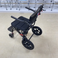 Fauteuil roulant manuel pliant portable pour chariot léger pour personnes âgées pour les voyages en avion
