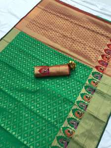 Vêtement de Saree (pêche) en soie de coton à la mode auto-conçu - Product Image 2