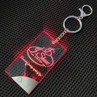 NOUVEAU Porte-clés LED en acrylique personnalisé de luxe, le plus fin du marché, avec éclairage LED personnalisé et boutons tactiles en acier inoxydable