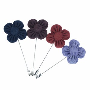 Broche de Flor de <span class=keywords><strong>4</strong></span> Pétalas com Textura de Linho para Atacado, Alfinete de Lapela Rústico para Terno Masculino, Ideal para Casamentos e Ocasiões Formais e Casuais - Product Image 1