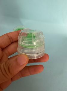 Tapa Abatible de 28mm y 38mm para Botellas de Agua Deportiva, Color Verde, Precio Directo de Fábrica - Product Image 1