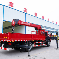 Grue hydraulique montée sur camion Dongfeng de 8 tonnes à flèche droite pour la construction