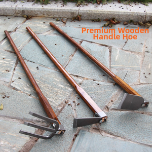 Houe de jardin en acier robuste avec long manche en bois pour le travail du sol, le désherbage et la culture - Product Image 3
