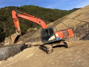 Excavatrice d'occasion Hitachi ZX210-5G ZX210-3 ZX210-3G en excellent état, cabine confortable, polyvalente, godet de 0,91 m, puissance de 122 kW - Product Image 6