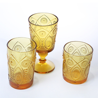 Verres en verre coloré à motif paon gaufré sur mesure, trois formes de tasses à boire teintées, vente en gros pour cadeaux
