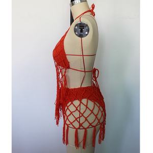 Conjunto de bikini de ganchillo con borlas de alta calidad, hecho a mano, con diseño hueco, sexy, con tiras, para mujer, ropa de playa OEM personalizada - Product Image 2