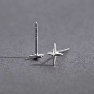 Boucles d'oreilles étoile en acier inoxydable Ganku pour hommes, petites clous d'oreilles simples, mini-piercings, bijoux de mode étanches - Product Image 3