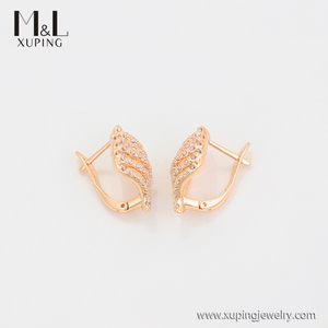 ML71675 XUPING ML Store Bijoux <span class=keywords><strong>de</strong></span> mode Accessoires pour femmes Boucles d'oreilles créoles <span class=keywords><strong>de</strong></span> style feuille vintage couleur <span class=keywords><strong>or</strong></span> 18 carats - Product Image 2