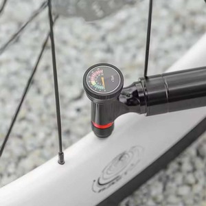 Portable 16g haute pression main <span class=keywords><strong>pompe</strong></span> à vélo Mini <span class=keywords><strong>pompe</strong></span> à vélo pour route montagne cyclisme d'urgence Features-<span class=keywords><strong>CO2</strong></span> gonfleur <span class=keywords><strong>cartouche</strong></span> - Product Image 5