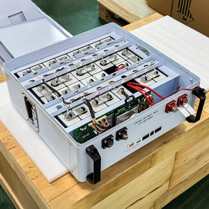 Batería de Litio-Ion de 24V 300AH para Almacenamiento de Energía en el Hogar, Montada en Pared, Celda Prismática de 3.2v, BMS, Carga Solar - Product Image 4