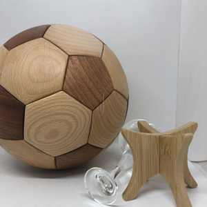 Interessanti giocattoli da calcio in legno per il tempo libero mortasa Tenon assemblato da calcio per l'artigianato per la casa lucidato tecnica decorazioni per camera da letto - Product Image 3