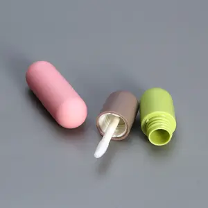 Taşınabilir 1.5g Mini dudak parlatıcısı dağıtıcı sevimli düz ABS plastik ambalaj kozmetik makyaj ambalaj liptube tüp