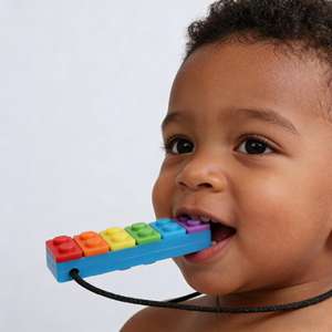 1 pièce Collier de dentition pour bébé en silicone souple, biologique, en forme d'arc-en-ciel, jouet sensoriel à mordre pour l'autisme - Product Image 5