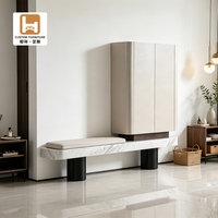 Aparador Moderno de 2 Puertas con Textura de Cuero, Diseño Flotante, Base de Madera Blanca Crema para Sala de Estar o Pasillo
