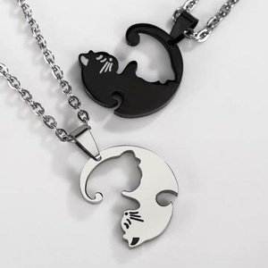 Colliers <span class=keywords><strong>de</strong></span> couple chat noir et blanc mignons, pendentif cœur chat pour meilleurs amis, collier en acier inoxydable, cadeau bijoux - Product Image 1