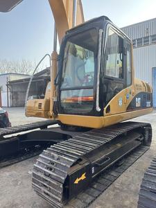 Oferta Especial: Excavadora Usada 320CL de 20 Toneladas, Modelo 2022, Cucharón de 0.8m, Buen Estado de Funcionamiento, Bajo Precio, Motor, Engranajes y Rodamientos en Excelente Estado - Product Image 4