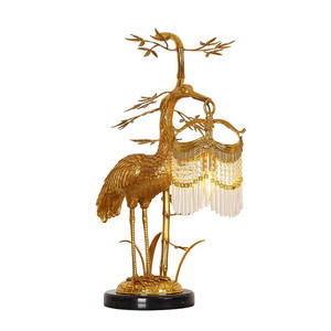 Lampada da Tavolo <span class=keywords><strong>con</strong></span> Corvo Coronato in Bronzo, <span class=keywords><strong>Paralume</strong></span> <span class=keywords><strong>con</strong></span> <span class=keywords><strong>Perline</strong></span> di Cristallo e Nappine, Lampade da Comodino Dimmerabili, Illuminazione Decorativa - Product Image 5