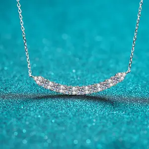 Fashion Simple Curve Smiley Face 925 Sterling Silver Jewelry Pendant Necklace Moissanite Diamond Necklace Collarbone Chain Women