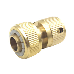 Raccord rapide en laiton 5/8 pour tuyau d'arrosage, installation facile - Product Image 5