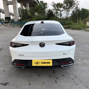 Changan <span class=keywords><strong>Lamore</strong></span> 2023 1.5T GDI Automatic Pilot, berlina a benzina 5 posti, 200KM/H, auto usata economica Yida - Product Image 4