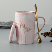 Vente en gros de tasses à café en céramique de haute qualité avec couvercle en marbre Vente à chaud Cadeau souvenir européen pour la rentrée des classes