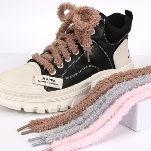 <span class=keywords><strong>Lacet</strong></span> rond en peluche de 1cm en forme de chenille mignonne d'automne et d'hiver <span class=keywords><strong>pour</strong></span> chaussures décontractées - Product Image 1