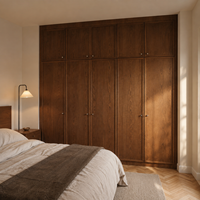 Armoire de chambre à coucher sur mesure en noyer, placard intégré, armoire de rangement moderne du milieu du siècle, du sol au plafond