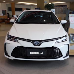 Voiture électrique de luxe avec toit ouvrant et haute configuration 2025 Nouvelle voiture <span class=keywords><strong>Toyota</strong></span> Corollas Version <span class=keywords><strong>hybride</strong></span> - Product Image 1