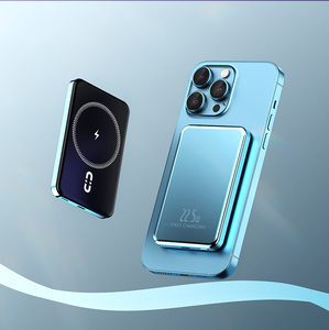 Power Bank Ultra Sottile con Ricarica Wireless, Mini Caricabatterie Portatile 5000mAh 3-in-1, Prodotto di Tendenza 2026 - Product Image 5