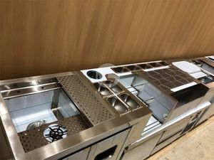 Estación de Coctelería de Acero Inoxidable Duradera, Diseño Moderno para Hotel y Restaurante con Refrigerador y Lavavasos - Product Image 5