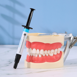 Resina Composita Fluida Nano AZDENT di Alta Qualità per Uso Dentale, Polimerizzabile con Luce, Vari Colori - Product Image 4