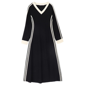 Plus Size Women Autumn V Neck Long Sleeve T Shirt Dress Korean Style A Line Midi Skirt Contrast Color Daily Wear - Product Image 5