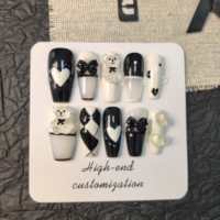 Motifs peints à la main et sculptés Appuyez sur les ongles Fournitures pour ongles de cercueil de ballerine Luxe haut de gamme une boîte de 10 pièces