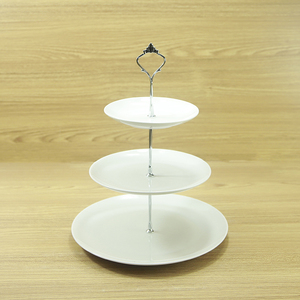 Elegante Alzata <span class=keywords><strong>per</strong></span> <span class=keywords><strong>Torte</strong></span> <span class=keywords><strong>in</strong></span> <span class=keywords><strong>Ceramica</strong></span> <span class=keywords><strong>per</strong></span> Esposizione Dessert a Matrimoni e Feste - Product Image 3