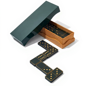 Cuir avec pièces en bois de noyer pour les rencontres entre amis, les fêtes de famille, les jeux de table amusants et les activités intérieures - Product Image 1