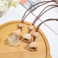 Vente en gros d'usine pas cher couvercle en bois de forme ronde et carrée pour mini bouteille diffuseur de parfum de voiture bouchon en bois emballage