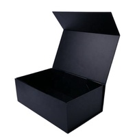 Boîte cadeau magnétique de luxe pliable en carton rigide avec insert en satin et mousse, logo personnalisé, matériaux recyclés, emballage pour chaussettes