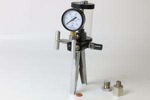 เครื่องสอบเทียบความดันปั๊มถือมือไฮดรอลิก<span class=keywords><strong>4-20ma</strong></span> แบบพกพา - Product Image 4
