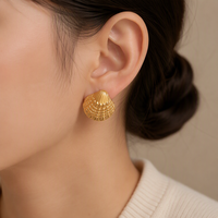 CLIORO Mode En Acier Inoxydable Boucles D'oreilles D'été À La Mode Plaqué Or Carré Shell Boucles D'oreilles Étanche Bijoux pour Femmes