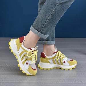 2025 nouvelles chaussures de sport décontractées à semelle épaisse Forrest Gump pour femmes chaussures de papa tout match en gros disponibles - Product Image 4